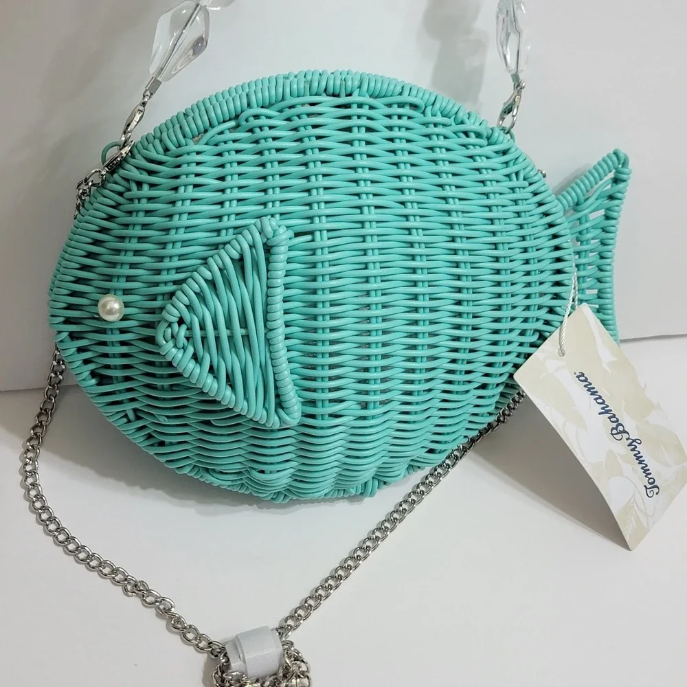 Tommy Bahama Wicker Teal Fish Convertible Crossbody Chain Strap Coastal Sealife - Picture 3 of 9